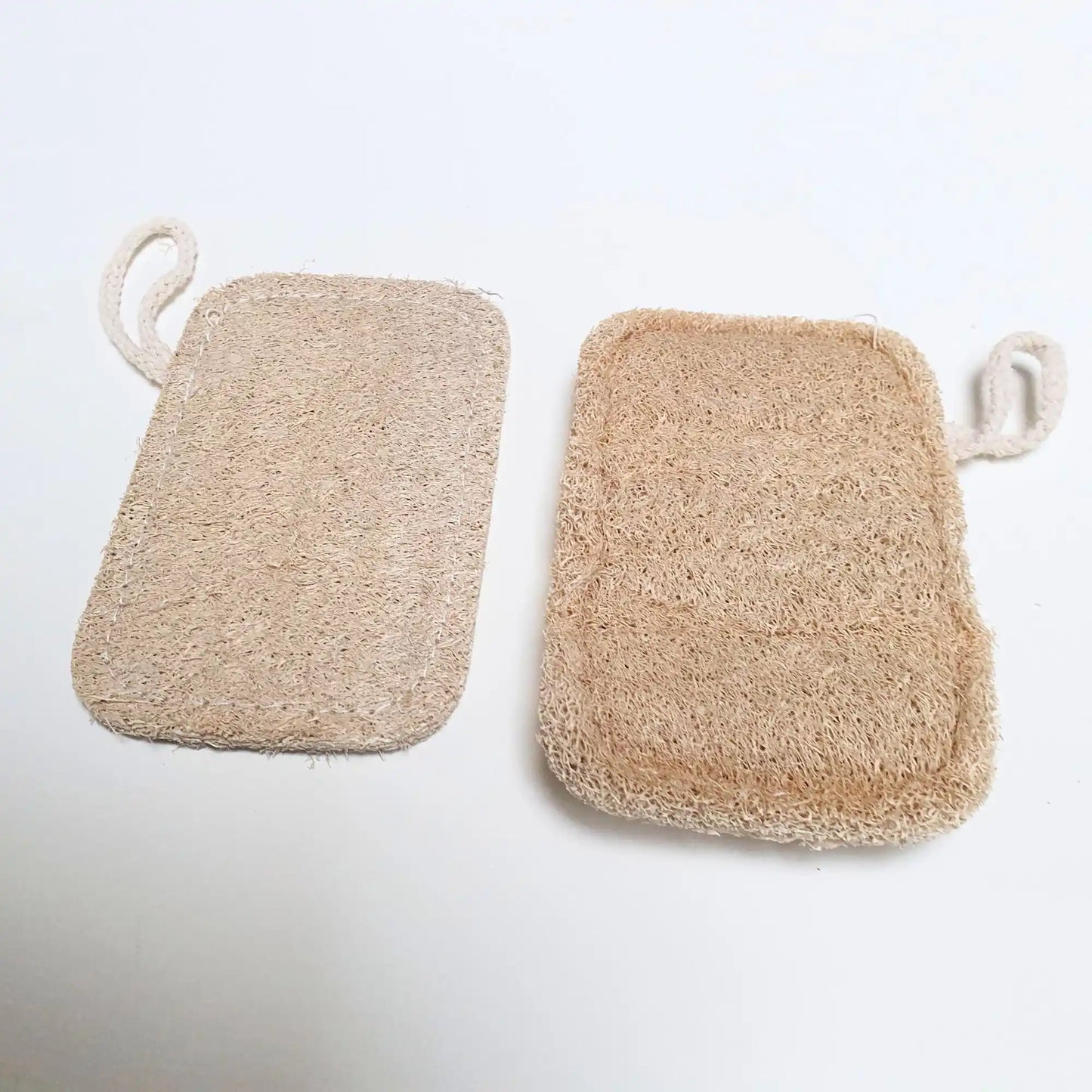 Doppellagige Loofah-Abwasch-Pads mit Aufhängekordel, trocken und nass