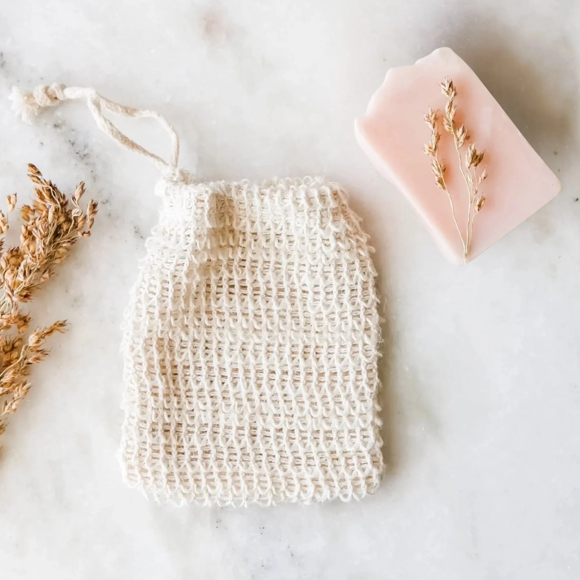 Seifensäckchen aus Sisal und Baumwolle fürs Peeling im Bad